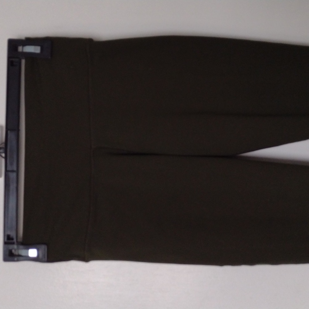 Fabletics Forest Green Tight Compression Leggings… - image 3